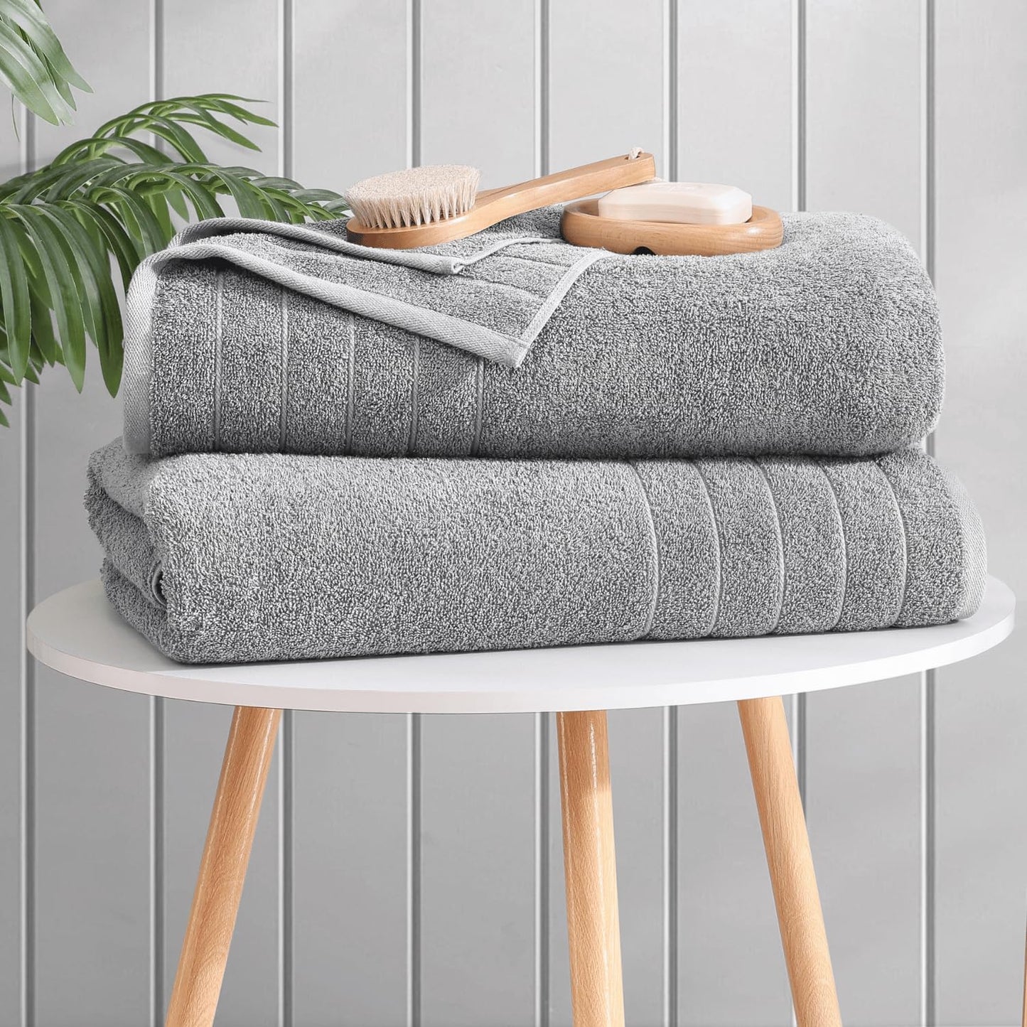 Casa Platino 100% Cotton 2 Pack Bath Towels (30"x60") - Ring Spun Cotton - Large Towels for Bathroom - Quick Drying, Highly Soft & Absorbent Shower Towel Set - Hotel & Spa Quality - White Towel Set