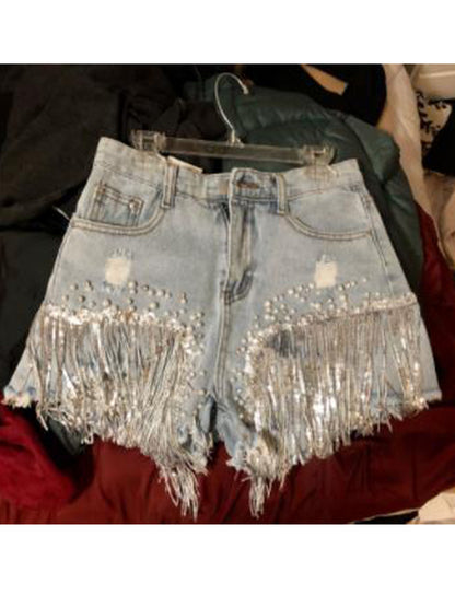 Short en jean à pampilles et perles