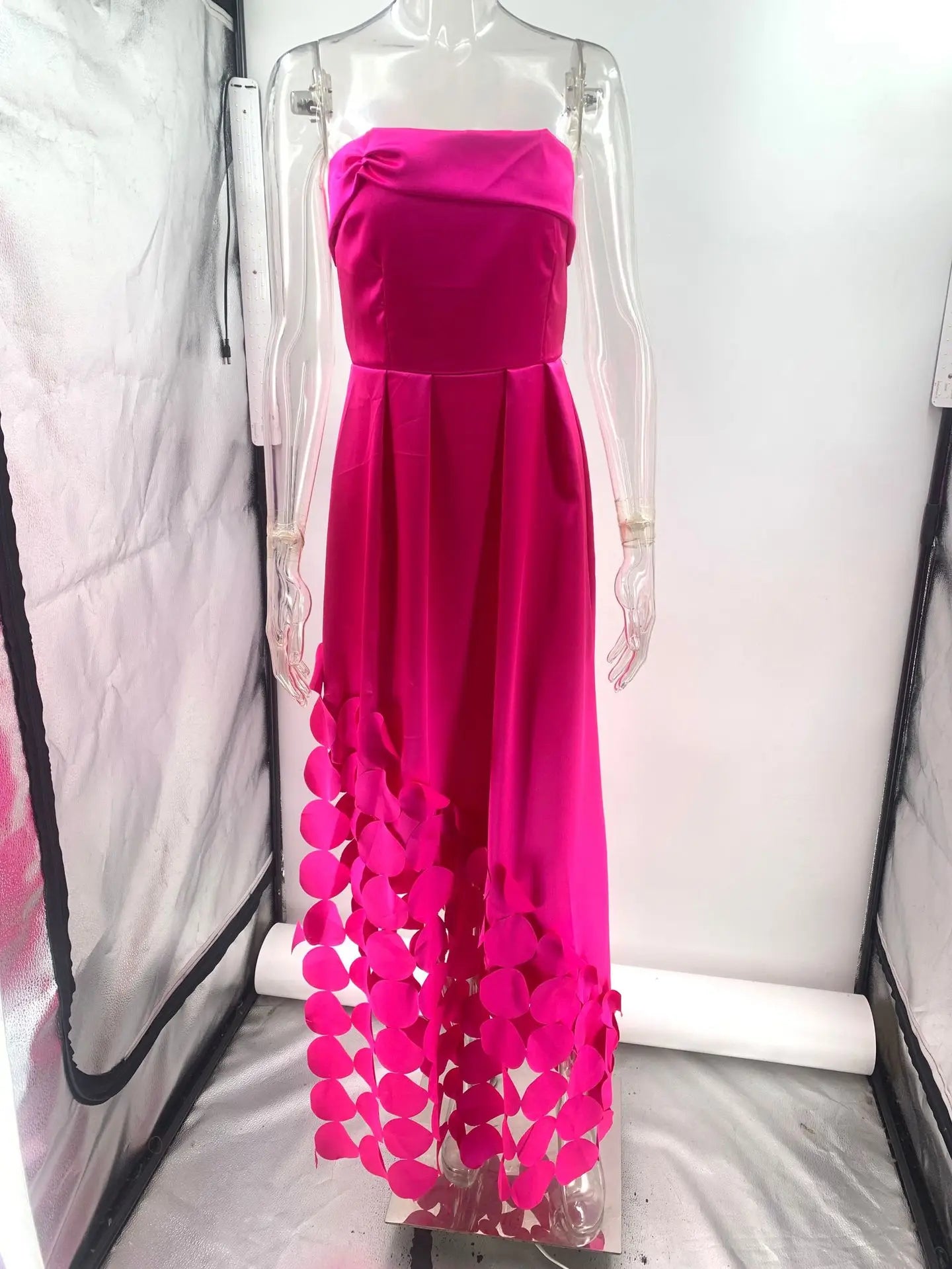 European and American Fashion Strapless, High-waisted Evening Gown, Women Design Sense Stitching Wafer Satin Sexy Dress Vestidos