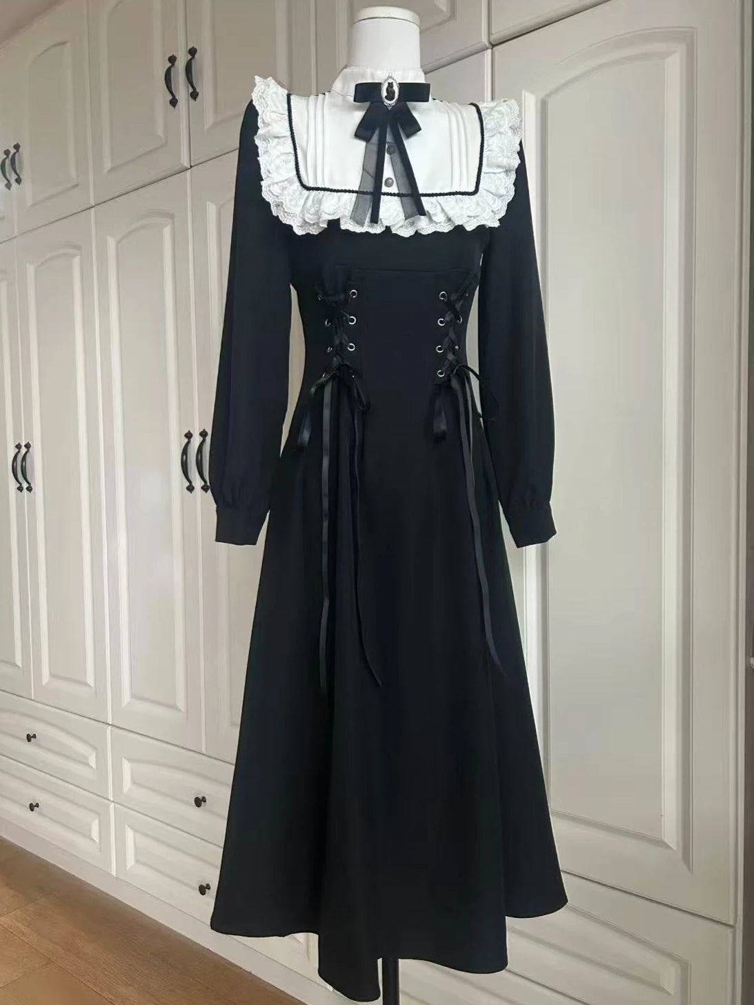2025 Autumn New Women's Midi Dress French Vintage Lace Evening Gown Romantic Fairy Princess Style Elegant Party Formal Wear