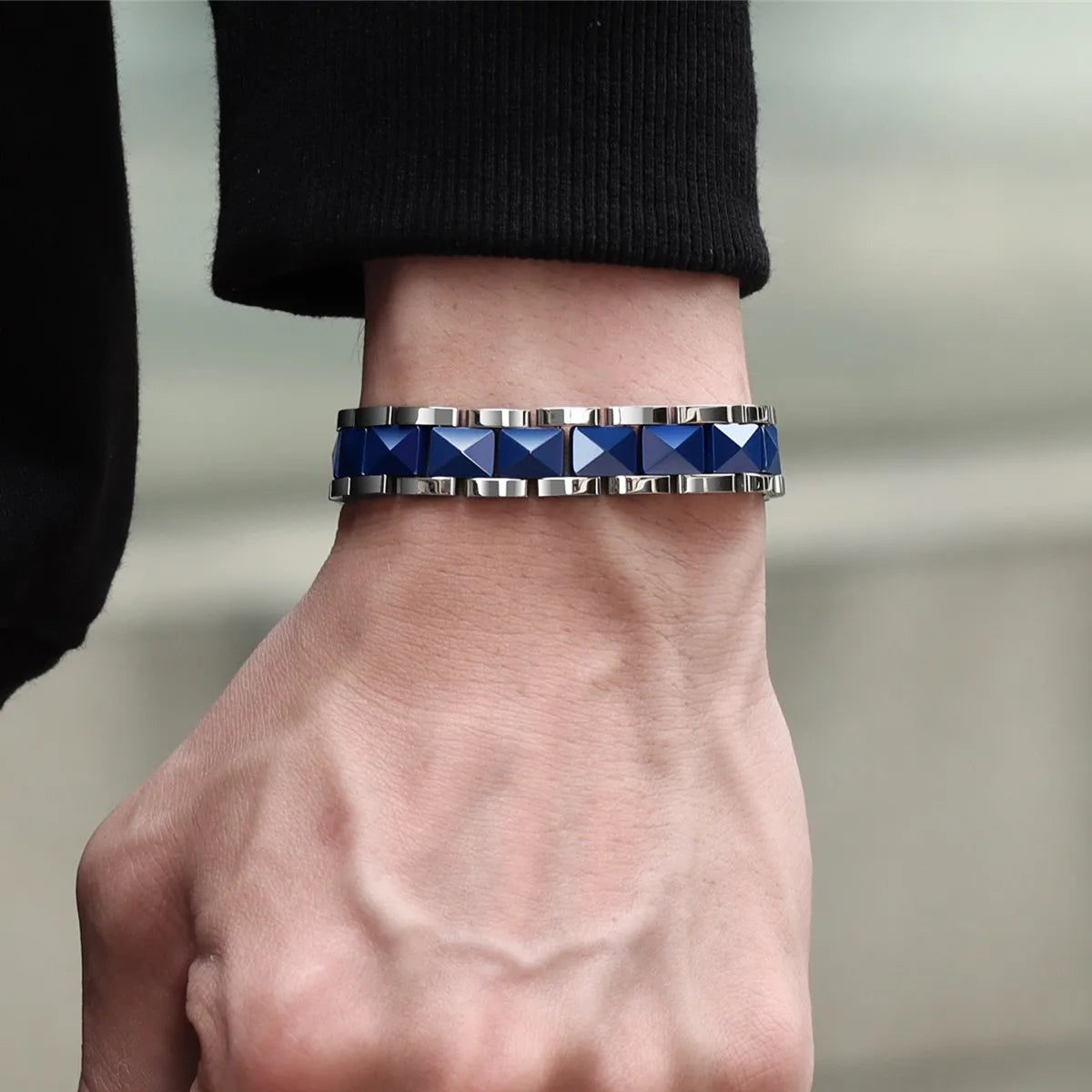 ARADOO Premium Ceramic Titanium Steel Bracelet for Men Women with Hematite Magne