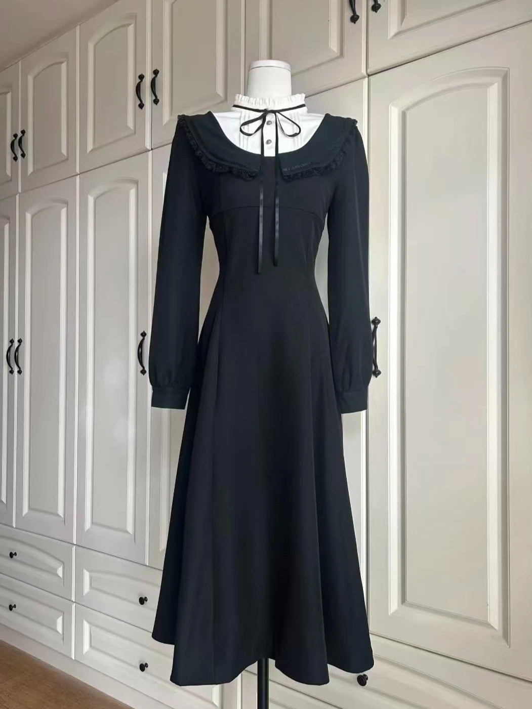2025 Autumn New Women's Midi Dress French Vintage Lace Evening Gown Romantic Fairy Princess Style Elegant Party Formal Wear